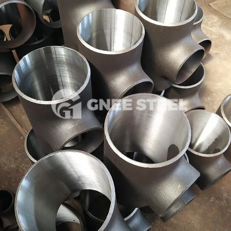 Smedede beslag i rustfrit stål